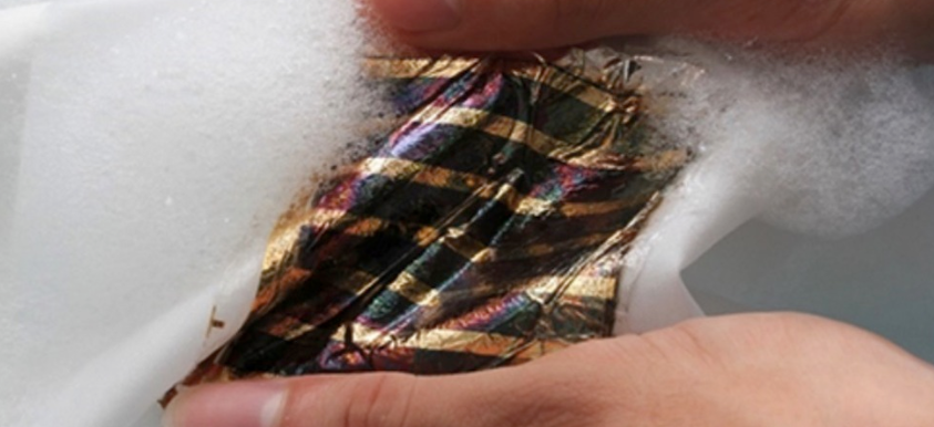 太陽能電池被浸濕后還能發(fā)電？